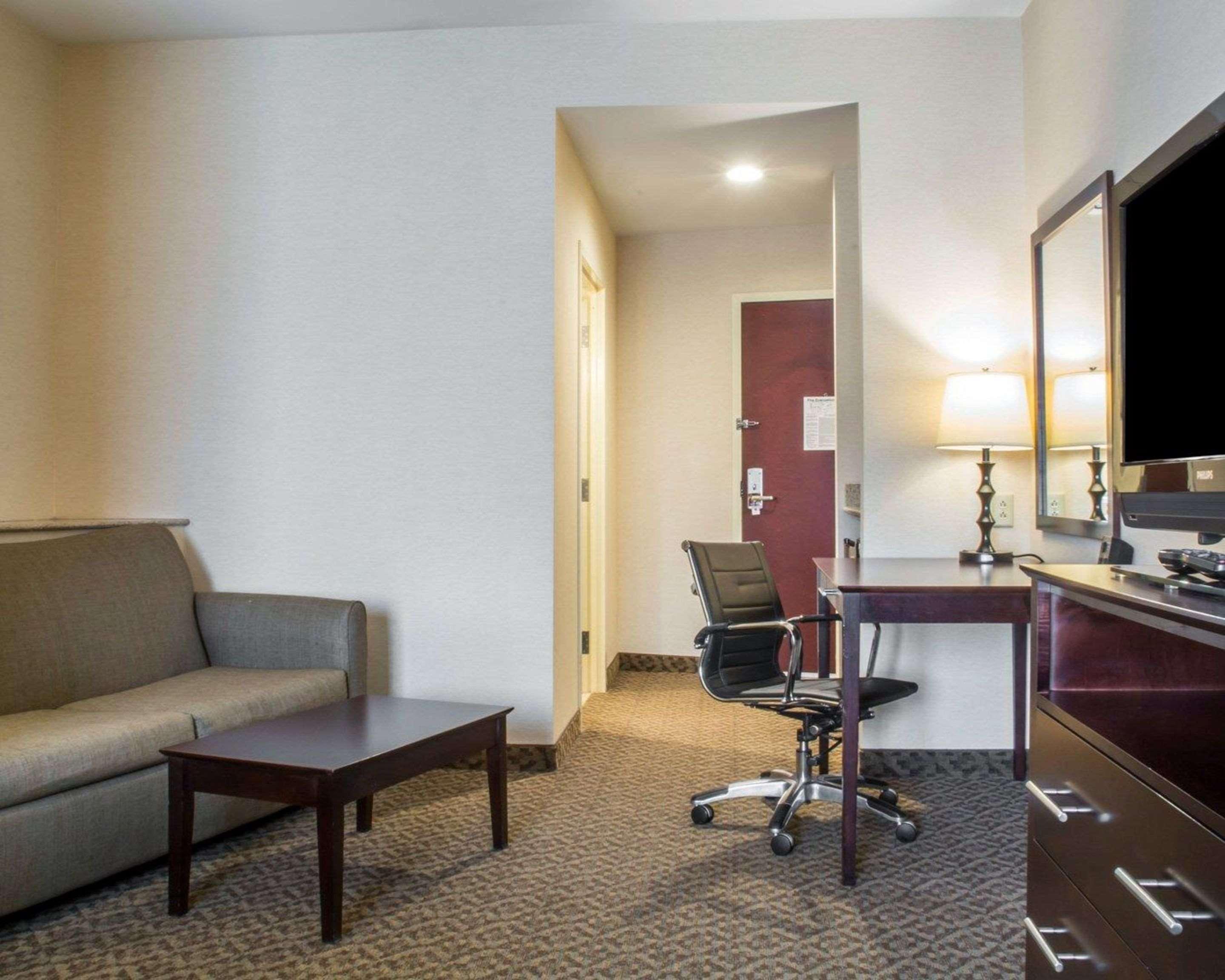 Comfort Suites Cicero - Syracuse North Exterior foto